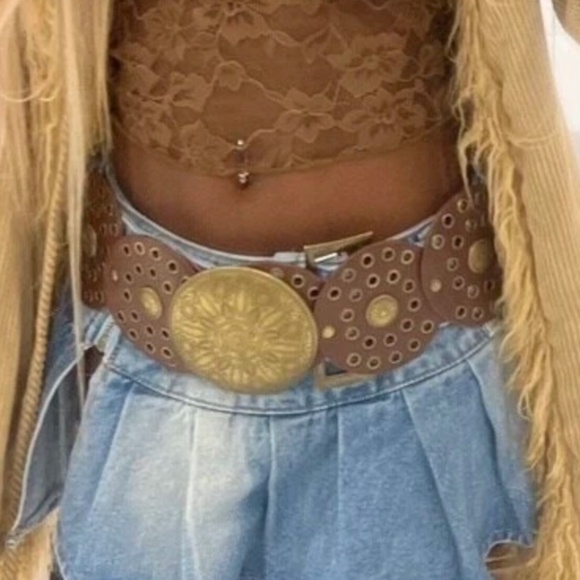 Boho Vegan Leather Grommet Statement Round Buckle Wide Belt - Picture 7 of 7